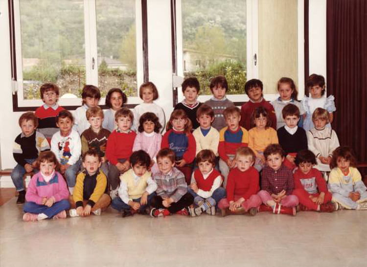 1ère année d'école maternelle , Photo de classe de 1984 1ère année d'école maternelle , Photo de classe de 1984